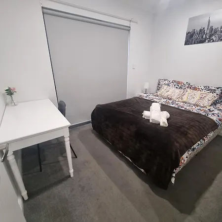 Cozy And Comfy Homestay Rooms Perth Exterior photo